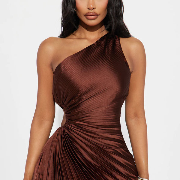 The Goddess Silhouette Maxi Dress