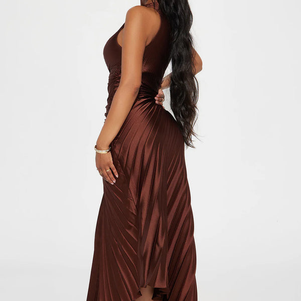 The Goddess Silhouette Maxi Dress