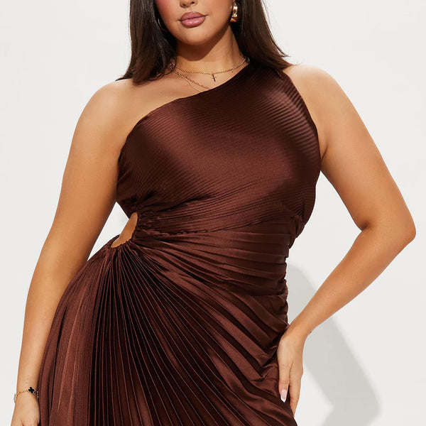 The Goddess Silhouette Maxi Dress