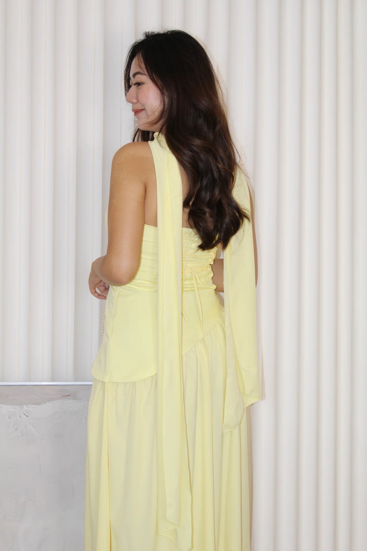 Das Saint-Tropez Schal-Maxikleid