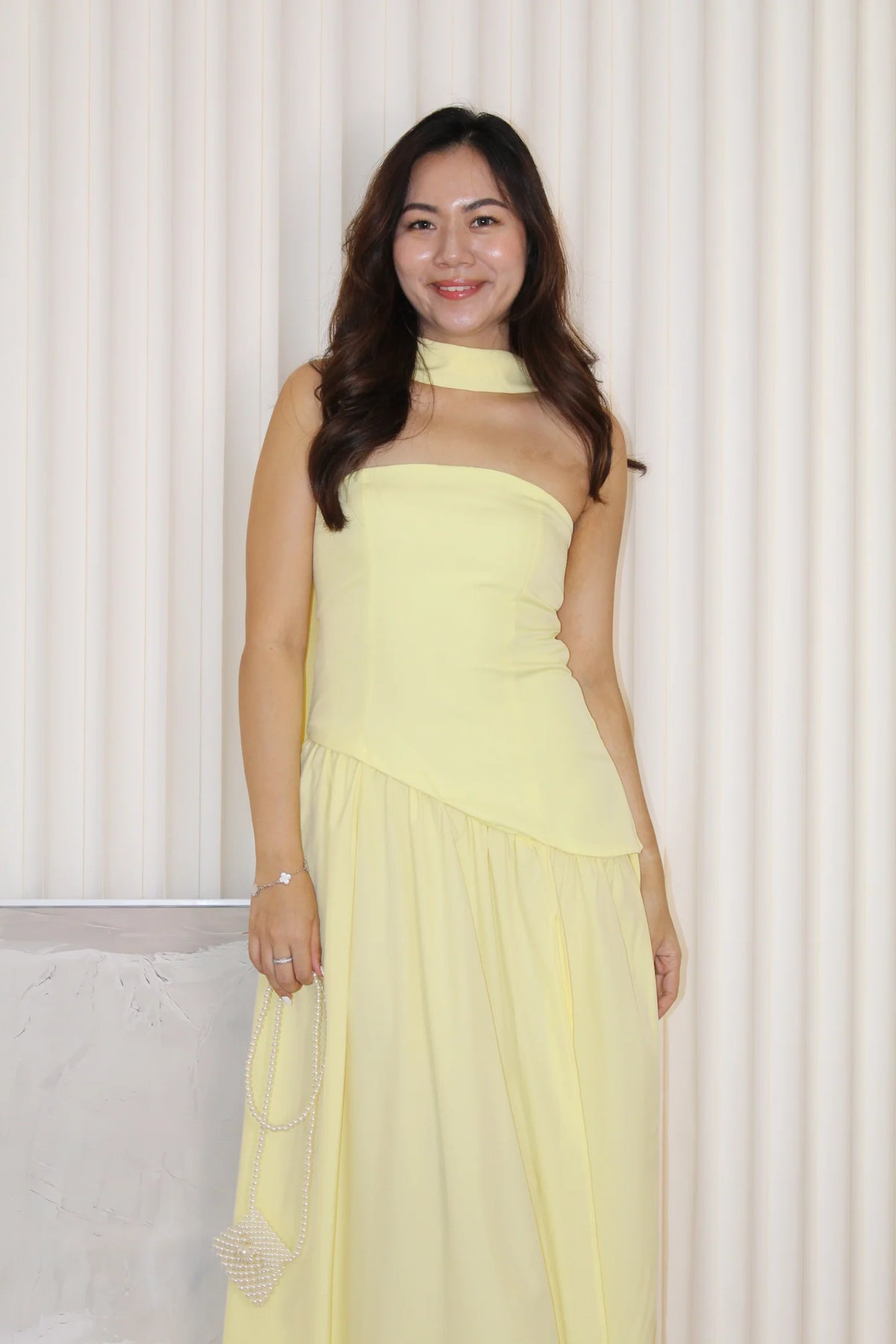 Das Saint-Tropez Schal-Maxikleid